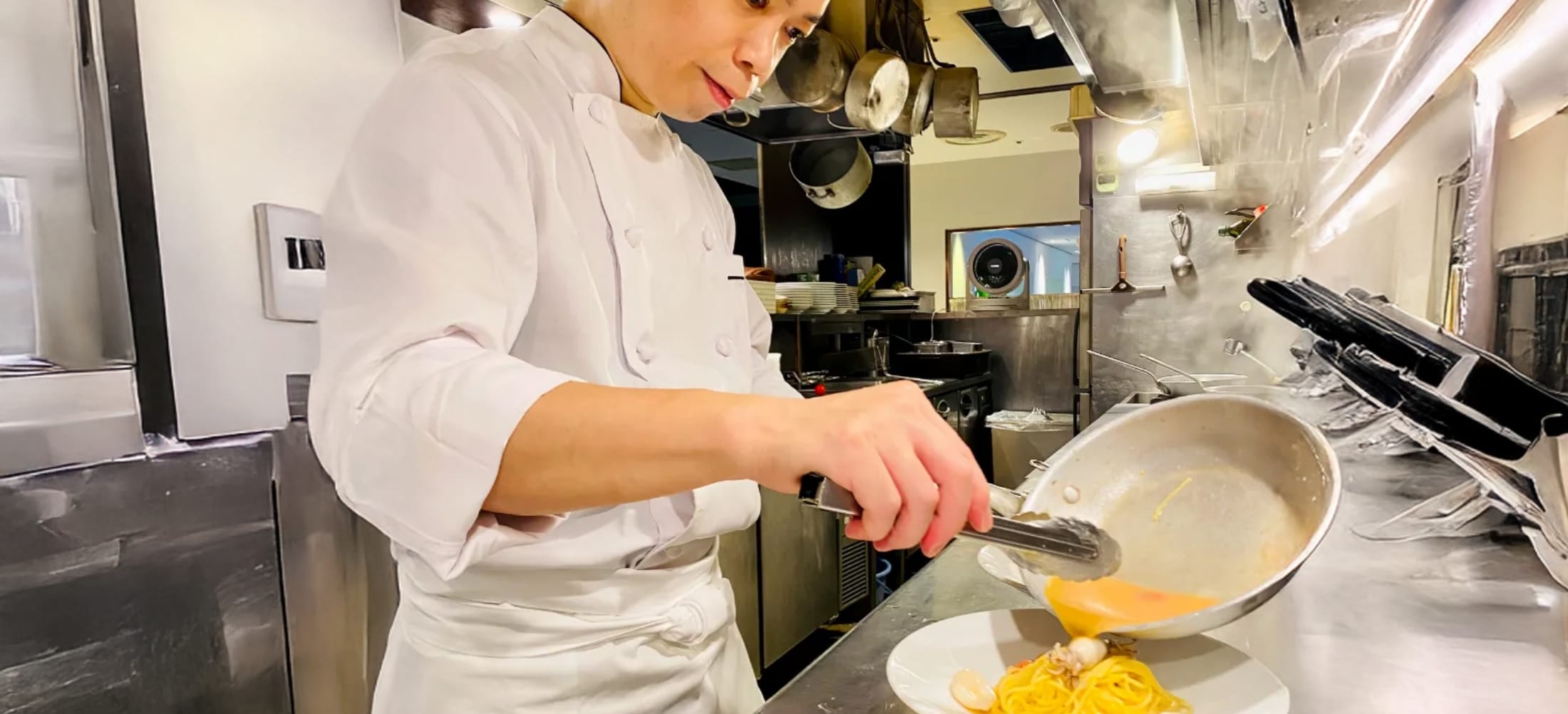 安定供給する卸売事業と地域への貢献