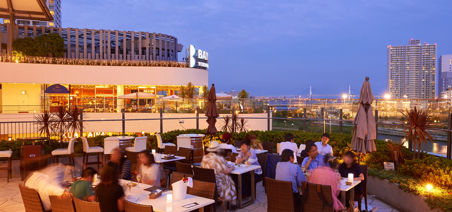 【店長候補】オイスターレストラン　横浜ベイクォーター店