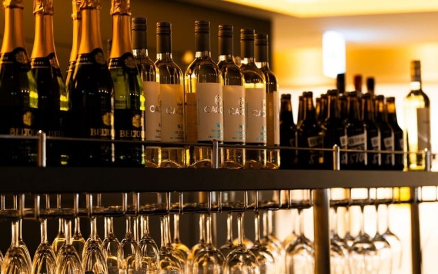 エイス シー オイスター マーケットキッチン　阪急うめだ本店