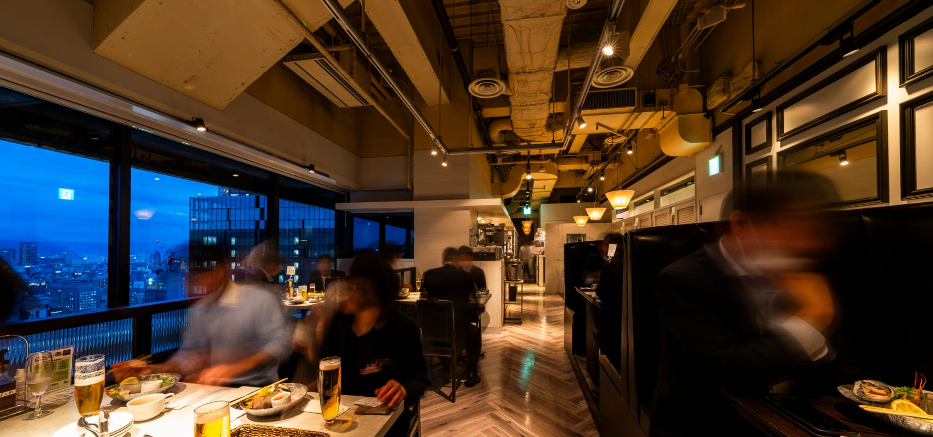 エイス シー オイスターバー　阪急グランドビル店