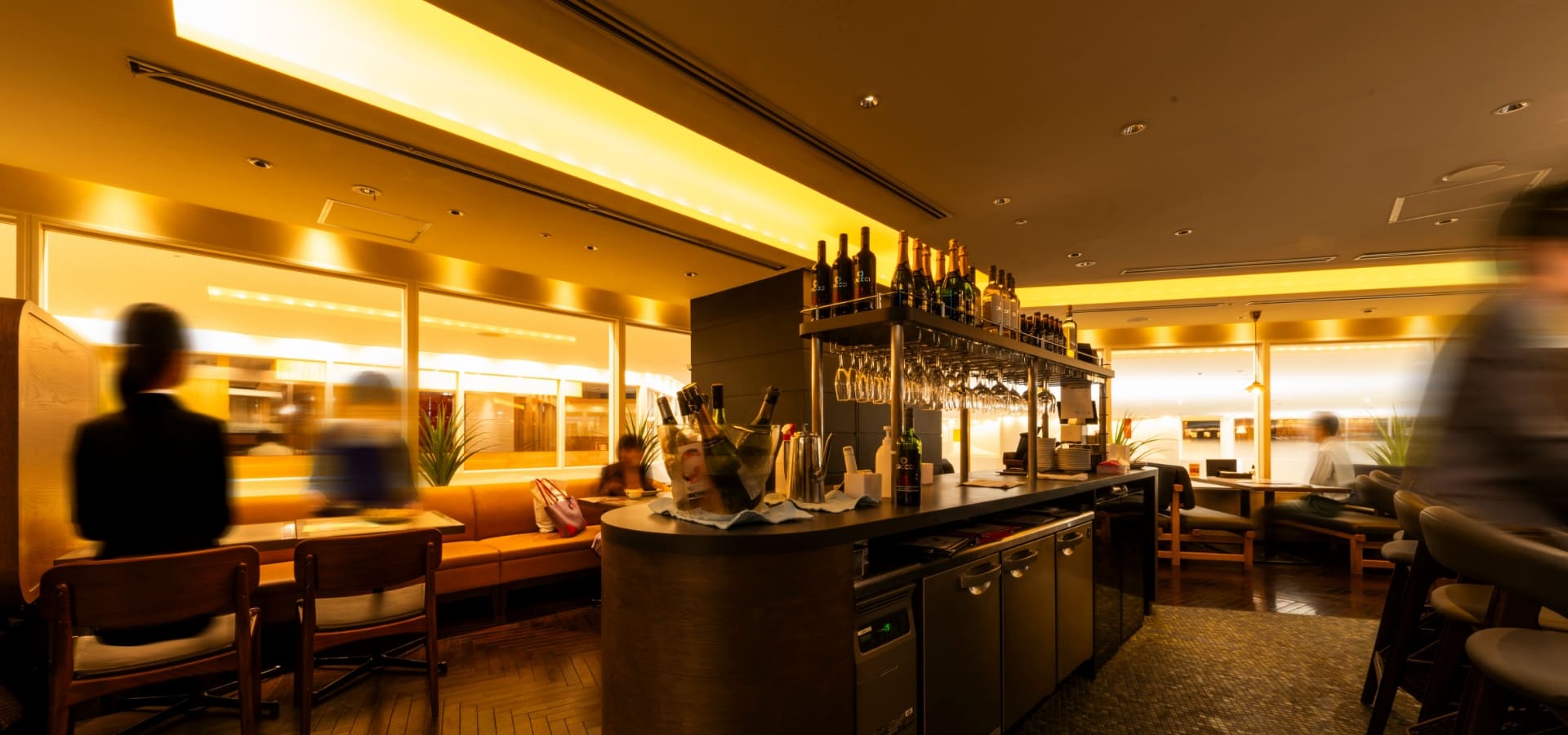 エイス シー オイスター マーケットキッチン　阪急うめだ本店