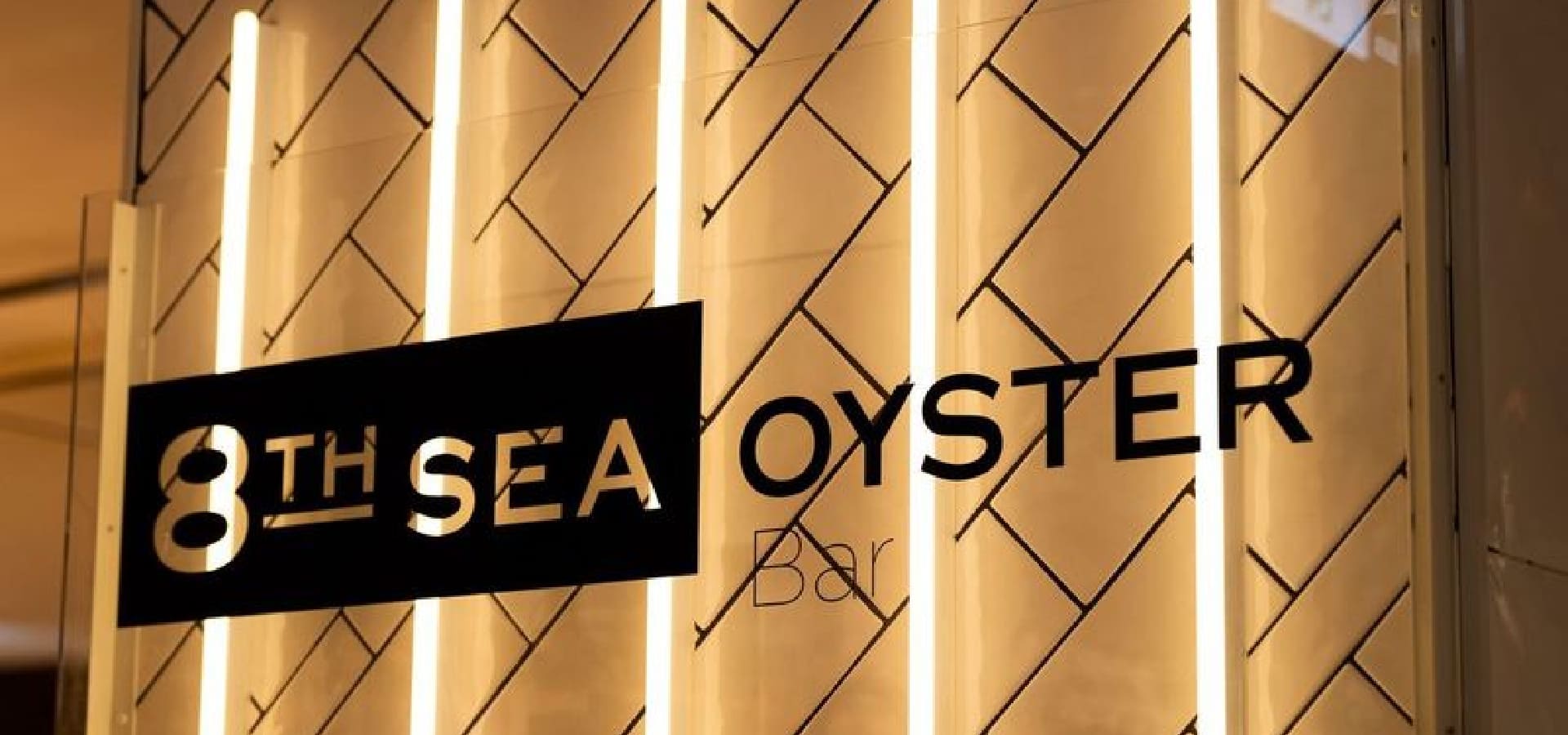 エイス シー オイスターバー　天神ソラリアプラザ店