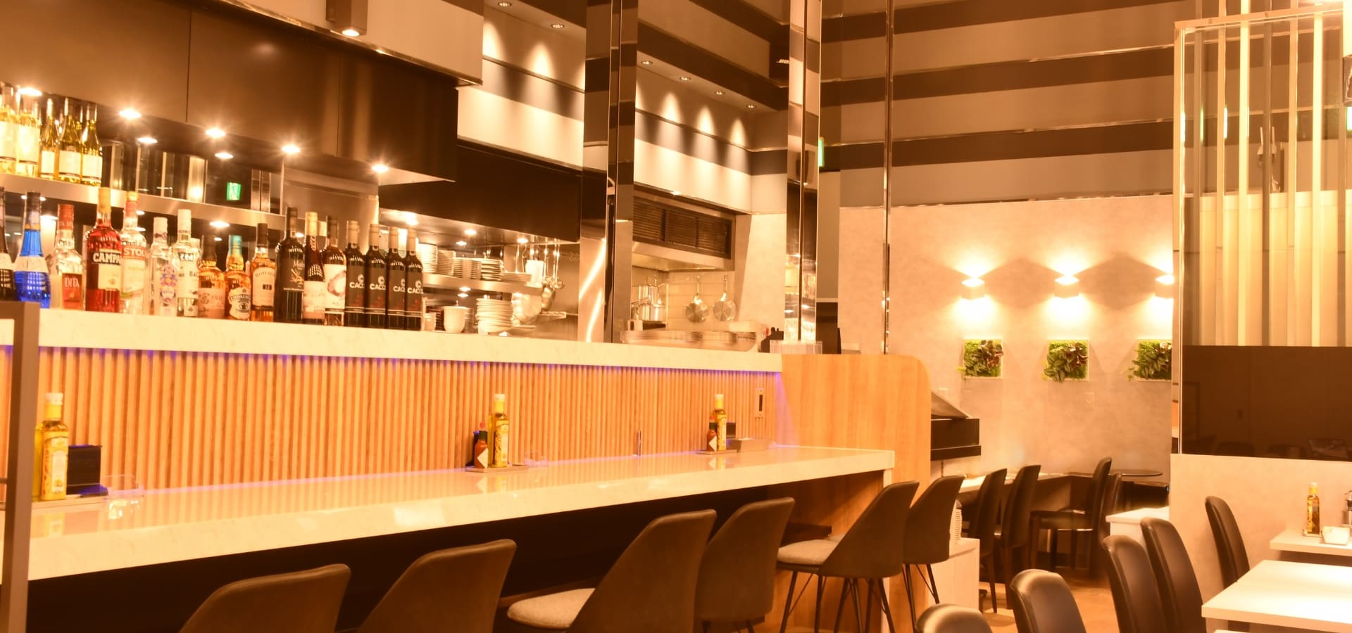 エイス シー オイスターバー　梅田NU茶屋町店