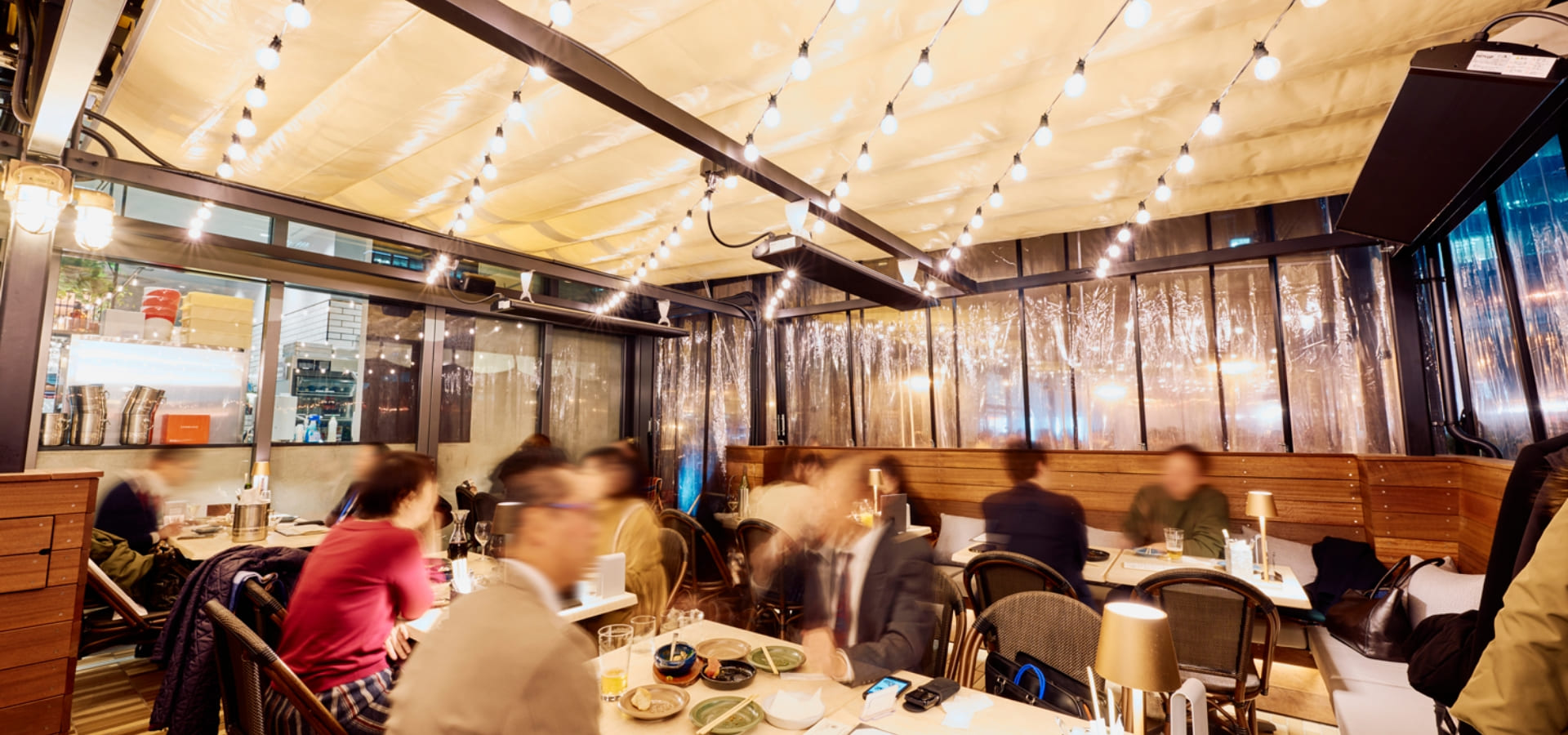 エイス シー オイスターテラス　TOKYO TORCH店