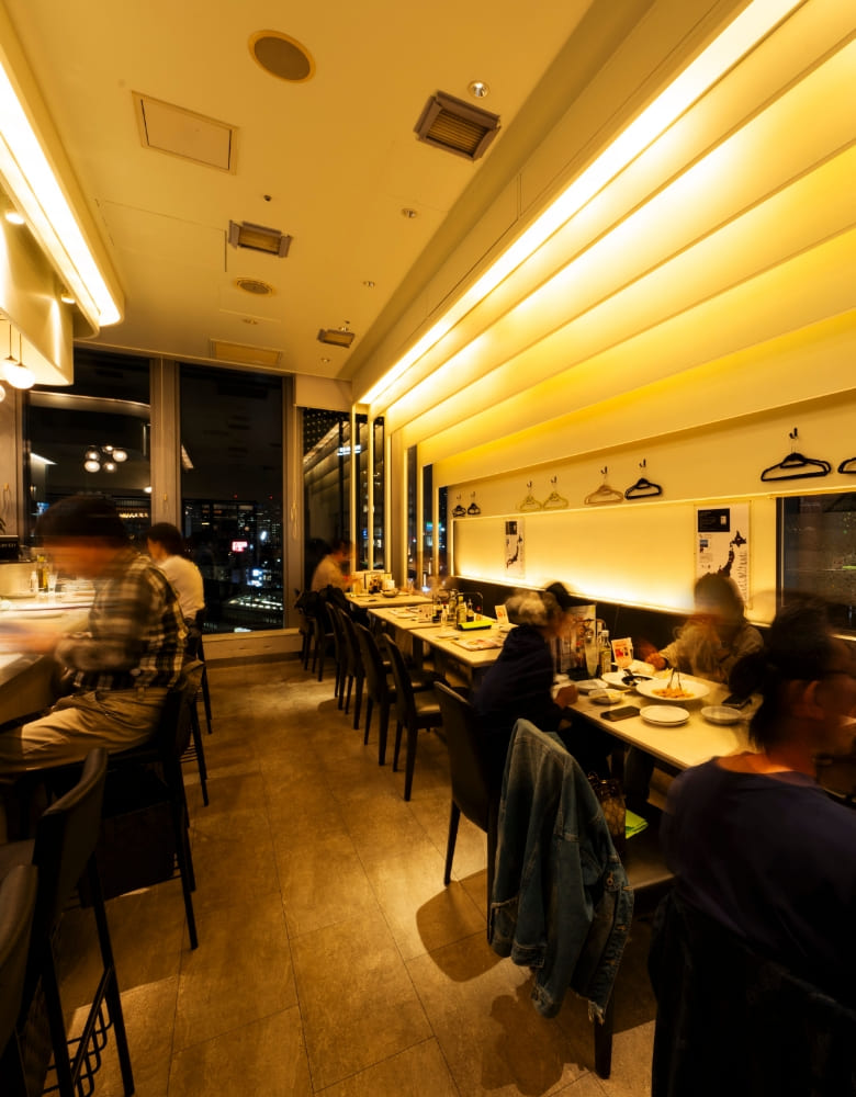 エイス シー オイスターバー　ミント神戸店