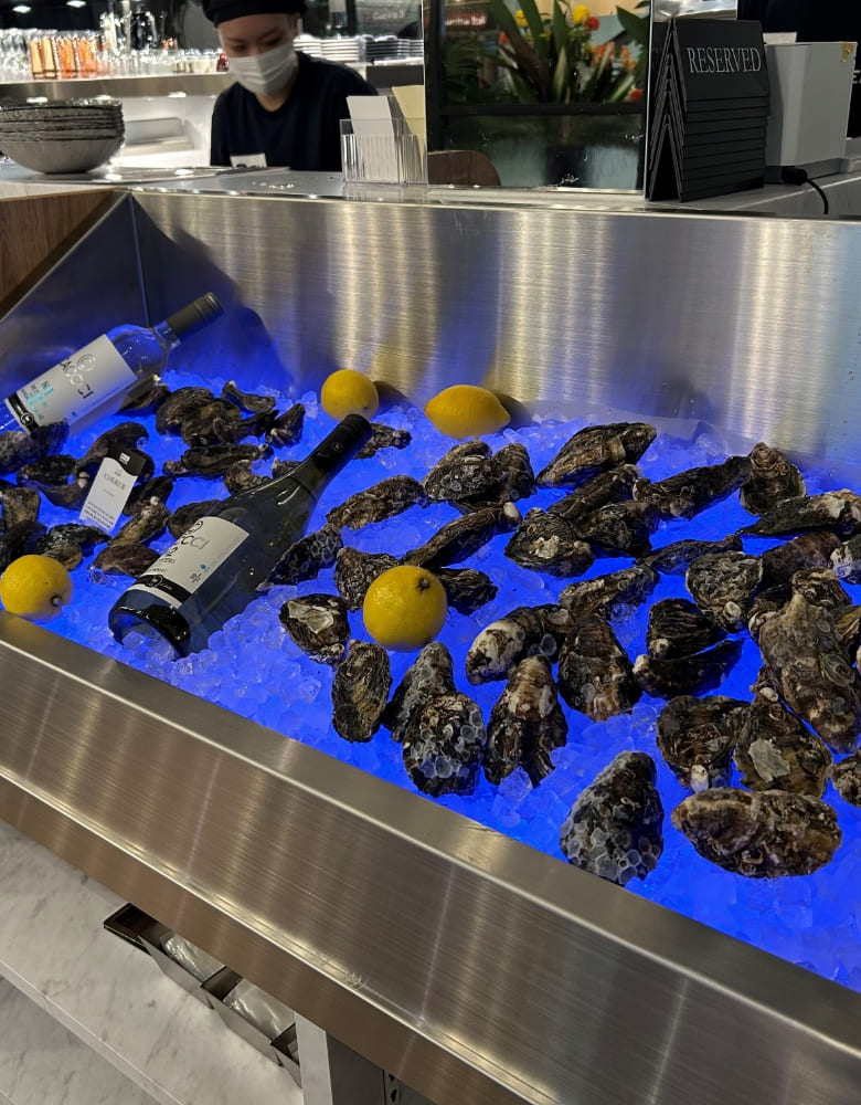 エイス シー オイスターバー　梅田NU茶屋町店