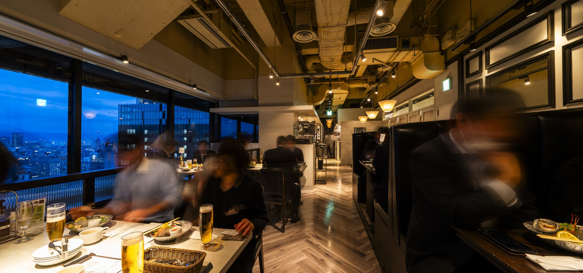 【料理長候補】オイスターバー＆レストラン　阪急グランドビル店