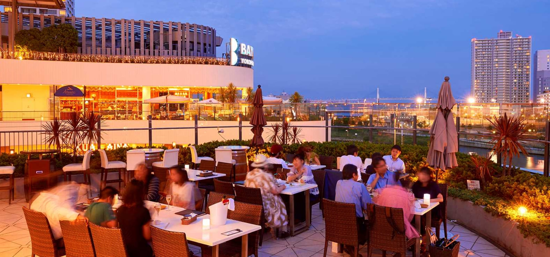 キンカウーカ グリル&オイスターバー　横浜ベイクォーター店