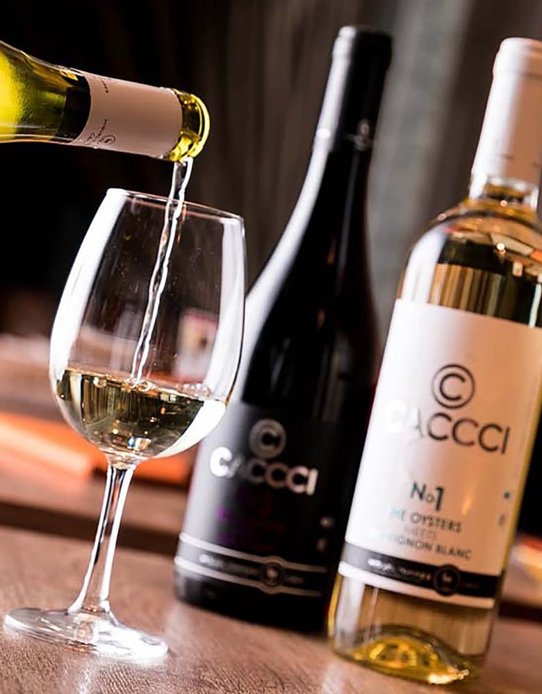 キンカウーカ グリル&オイスターバー　横浜ベイクォーター店