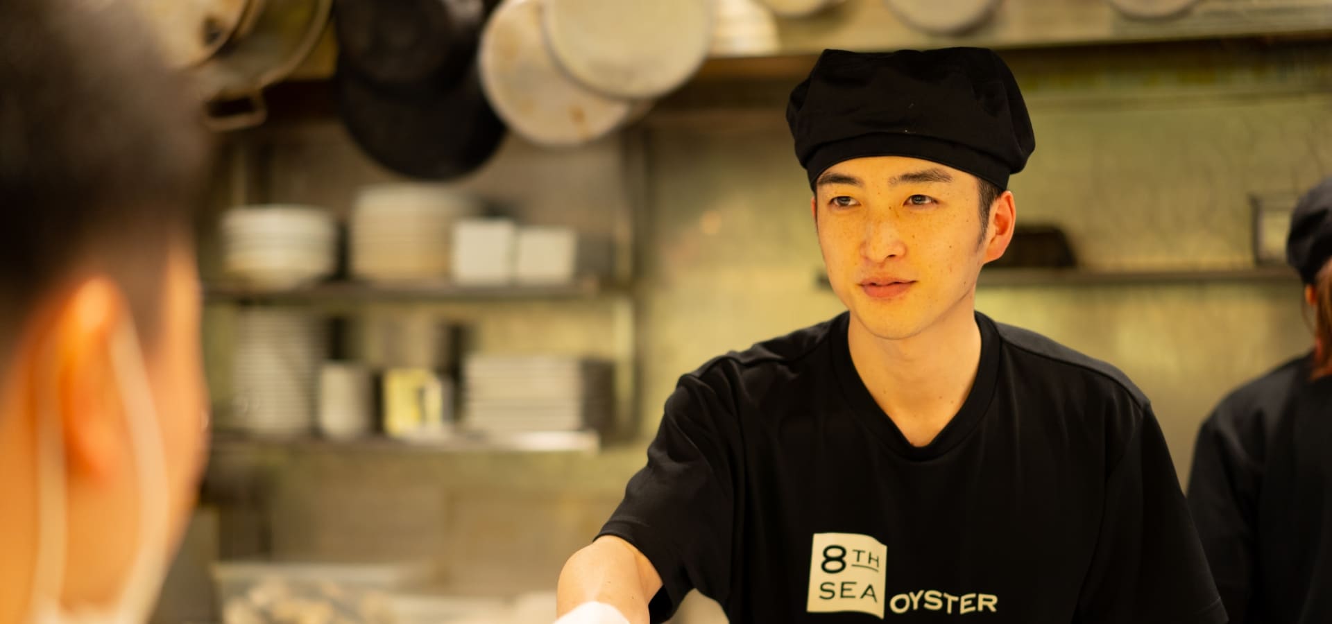【料理長候補】オイスターバー＆レストラン　横浜モアーズ