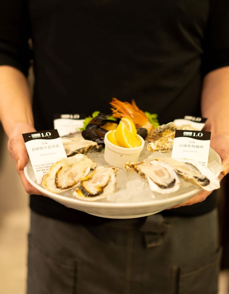 【店長候補】オイスターバー＆レストラン　横浜モアーズ