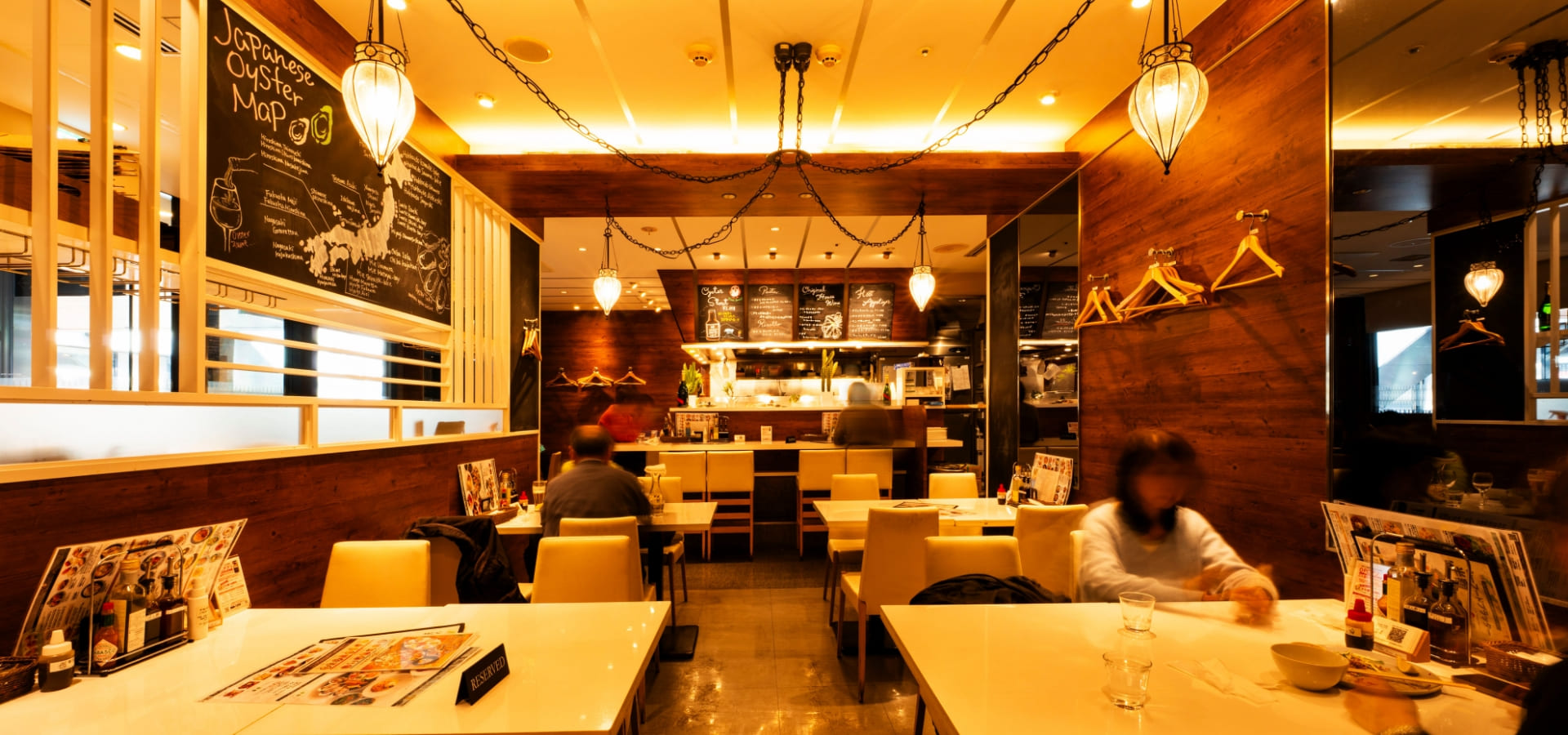 オイスターテーブル 上野さくらテラス店