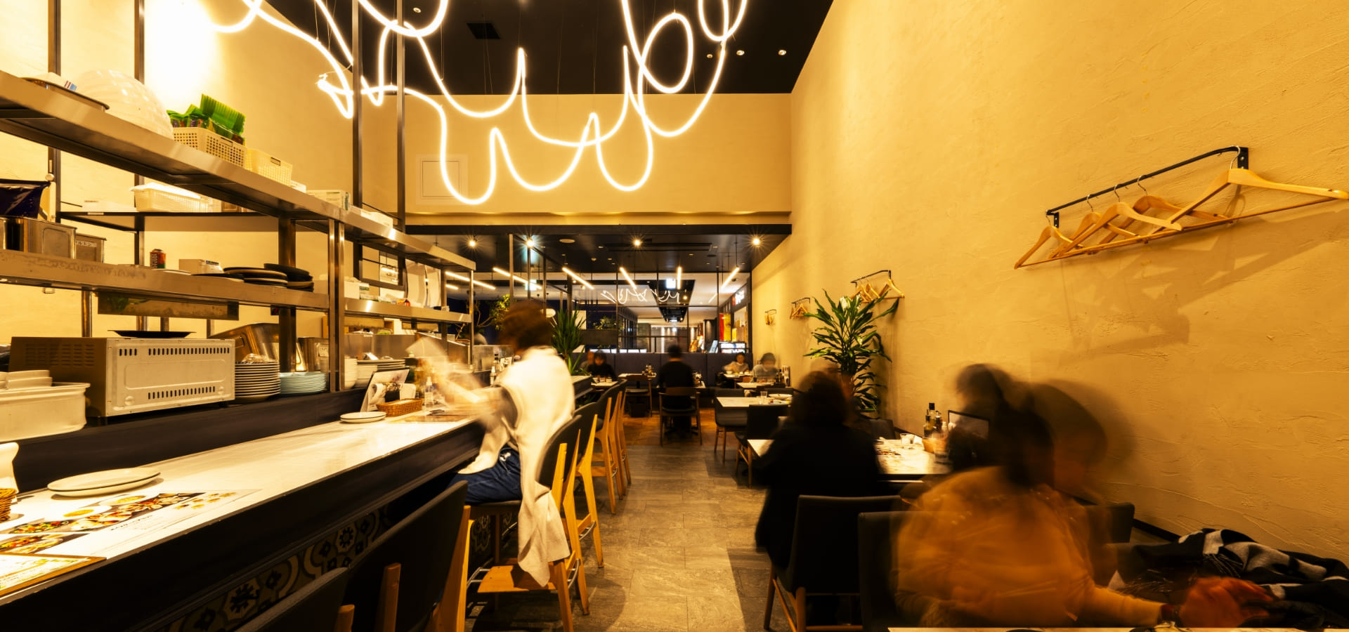 【料理長候補】オイスターバー＆レストラン　渋谷ヒカリエ店