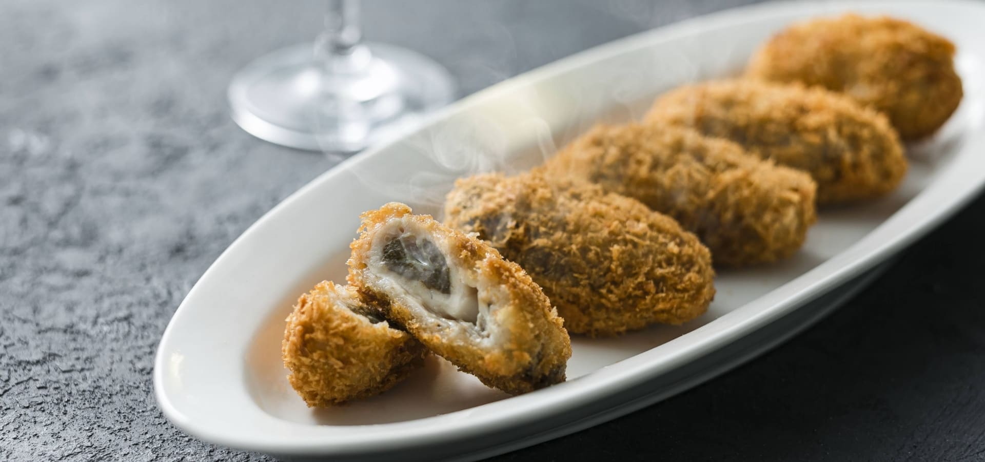 【料理長候補】オイスターバー＆レストラン　渋谷ヒカリエ店