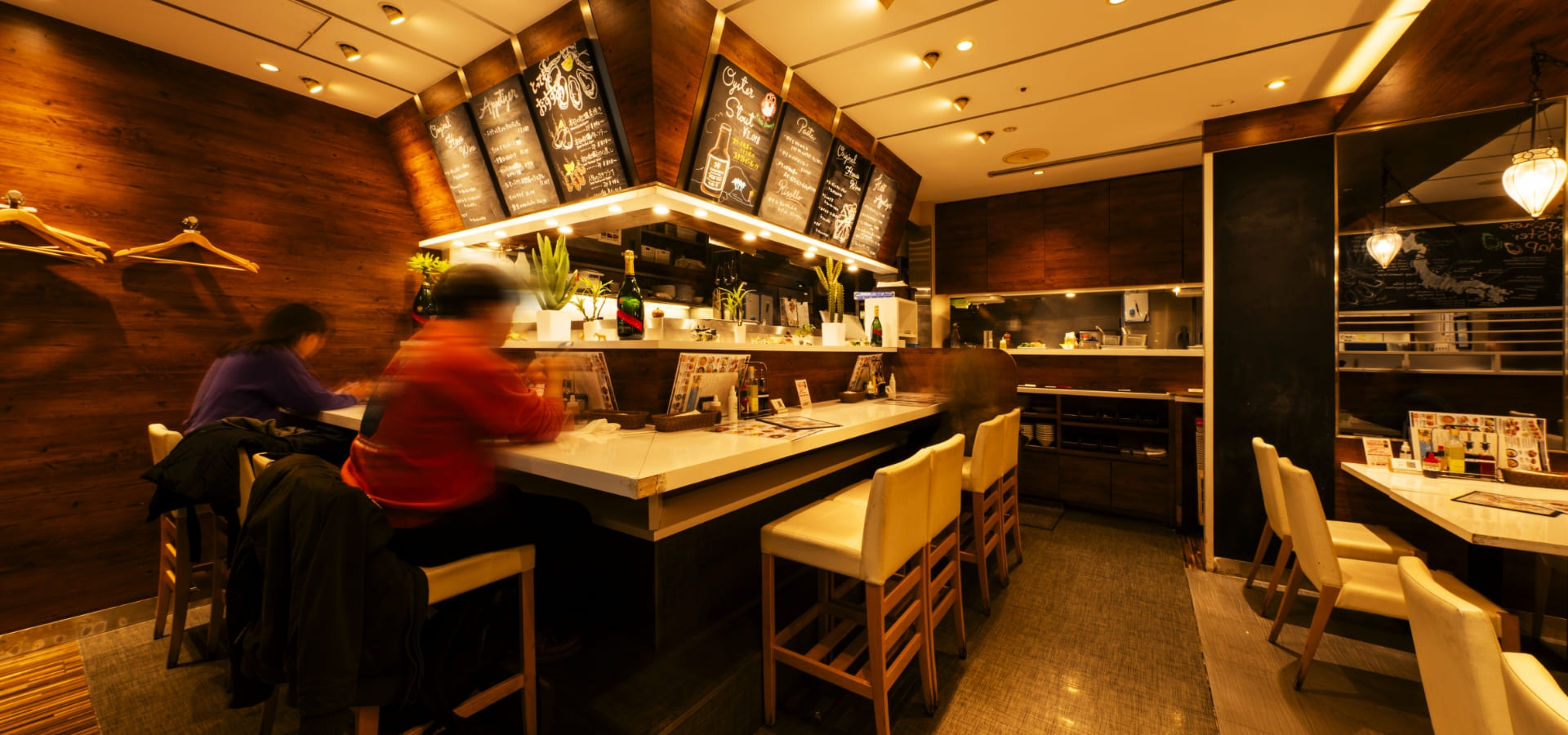 【料理長候補】オイスターバー ＆レストラン　上野さくらテラス店