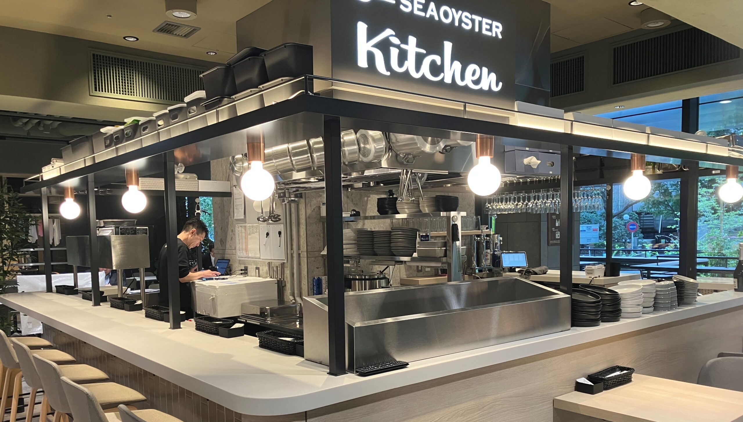 エイス シー オイスター キッチン　虎ノ門店※OPCアプリ（ポイント関連）、ご優待様カードのご利用はいただけません。